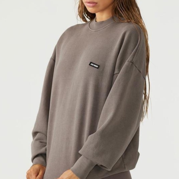 Joah Brown Classic Crew Pullover in Peppercorn NWT - Picture 2 of 4